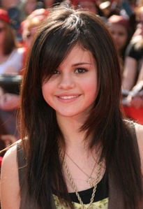  i tình yêu her hairs in this pic! :) hows it?