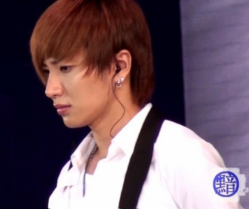  I l’amour LEE TEUK ~!!!! He is a korean singer , from korean band " Super Junior "