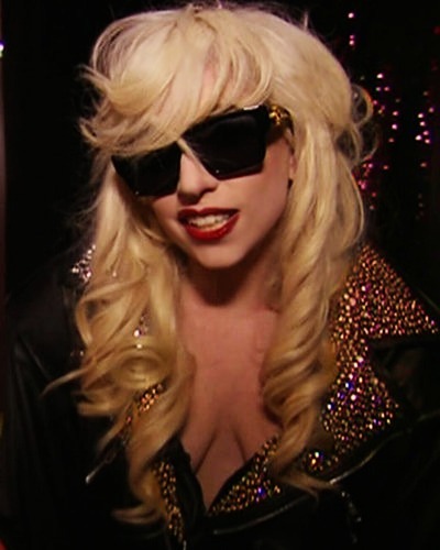 I LOVE GAGA <3 its SO hard to choose 1 pic....there are to many good ones!!!