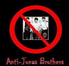  Jonas Bros SUCKK!!!!