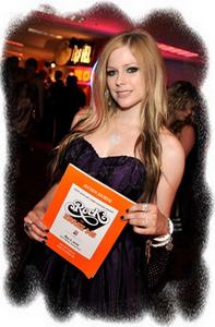 Umm , i am fan sense 2005 , but not was not really interested..

but on 2009 , i saw her on american idol , and i remembered how much I love Avril <3
when i was 8 years old i knew Avril from my Brother , he liked her first album .. it's a long story..
anyways , I LOVE AVRIL !!!!