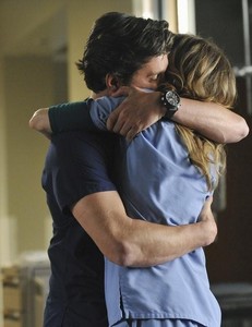  My Favorit actor and actress on Grey's Anatomy are Patrick Dempsey and Ellen Pompeo.