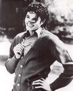 i like mostly everything his smile more because its just amazing and his body is soooo sexy his long eligent curls his personality and HIM
michael jackson