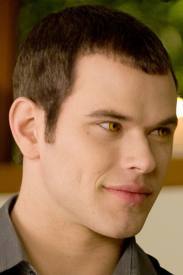  i'd have to say emmett cos he's total eye Конфеты plus he's funny which would be a perfect combo for my last moment