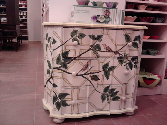  Snow White drawers! the tree/bird desain of it remined me of the first DP