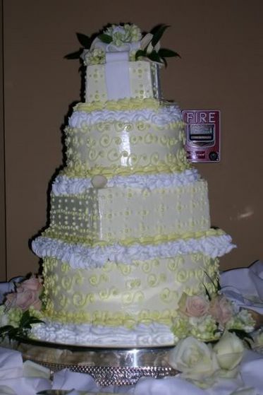 The cake that Ayanna and Jason finally agreed on