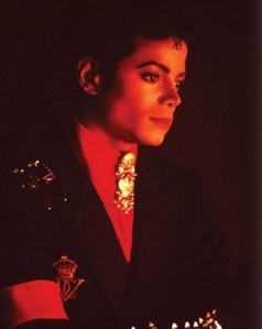  Michael loves to perform and travel...but feels lonely because he has no one to do it with ;(