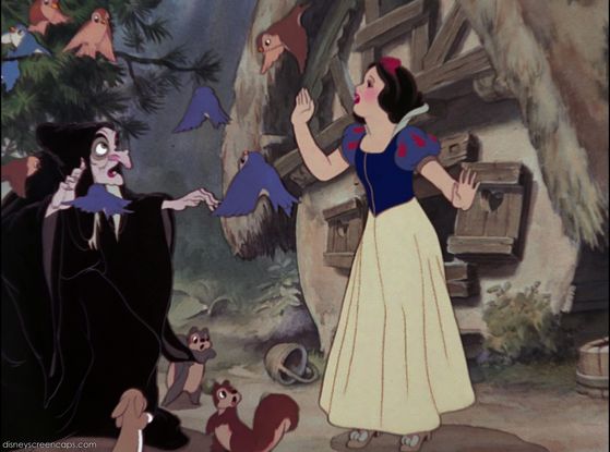 Snow White shoos the birds