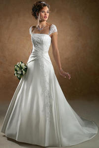  Courtney's Wedding Dress. :(