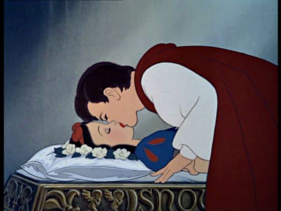  true loves চুম্বন in Snow White