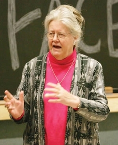  Peggy McIntosh, autore of "White Privilege: Unpacking the Invisible Knapsack"