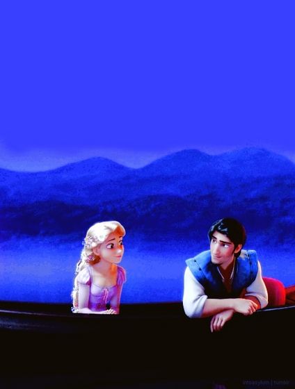  The barca scene in Rapunzel - L'intreccio della torre is so mesmerizing and enchanting te can’t help but Amore it.