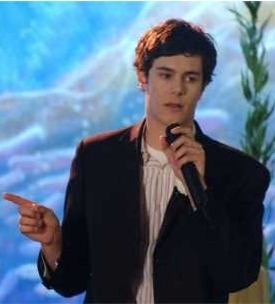  hmm...I'm not really sure...I guess hot lol HOT! Seth Cohen= Hot of Not?