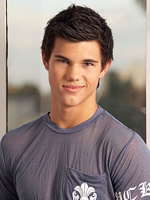  Hot even if I hate the toon he`s in, lol Taylor Lautner?