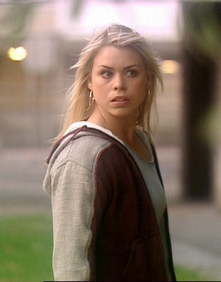 Rose Tyler Picture Contest