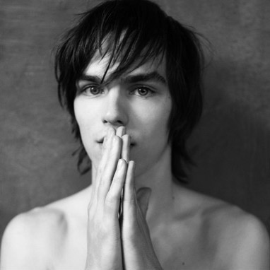Day 12: A photo of an actor/actress from your favorite tv show.

Nicholas Hoult ♥ (Skins).