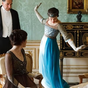 Day One – Best period drama you have read/seen last year

"Downton Abbey" !