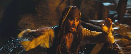  pirates of caribbean 4 on stranger tides!!! tiếp theo Life passes most people bởi while they are making gr