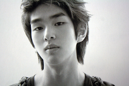 AND!!!!!!!!!!!!!!!!!!!!!!!!!!!!!!!!!!!!!!one more picture of ONEW <3 