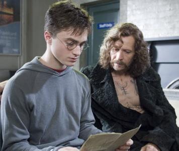  susunod find a picture of Bellatrix and Harry.
