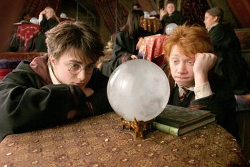 i couldn't find all three of them. Only Harry & Ron. Is it OK?
I'd like a fanart of the Weasley Fami