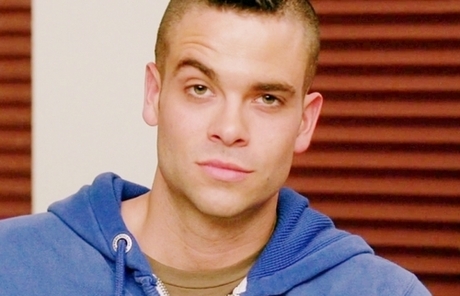 I asked for a date with Puck in the locker room because I'm in love

Cool =)
