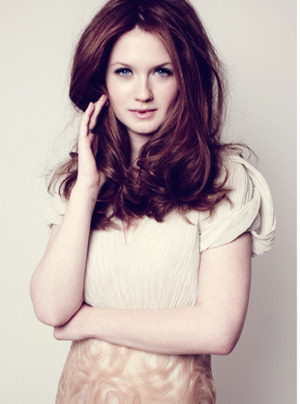  Here's my Bonnie Wright یا Ginny Weasley.Please,all the shippers of Daniel and Bonnie,please post pic