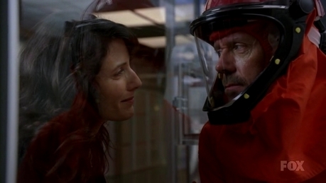  Ah, and here is the conveniently uploaded screencap of the Huddy moment (my kegemaran one of the ep) t