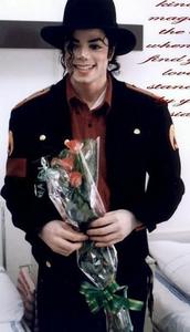 ..3 red roses work too ?

MJ smiling