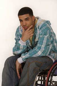  LOL no XD Jimmy from Degrassi(Drake)