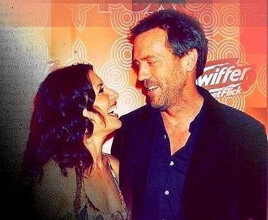  Morning ladies! @myhuliheart toi know Hugh does that very often, like scratching the side of his nos
