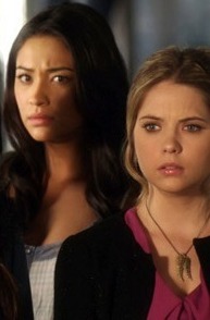  I want an Emily and Paige photo.