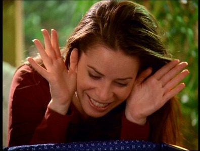  So today 03.12. is holly Marie Combs' Birthday! anda can use a program like [b]Windows Movie Maker[/b]