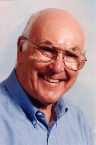  How do 당신 fancy meeting the legend Murray Walker and helping to buy a LifeBoat for the Thames at the
