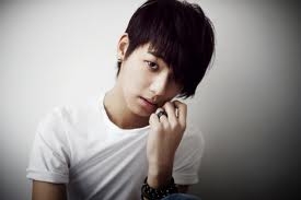  [b]Kang Min Hyuk has a new fan spot.[/b]here is the link : [url=http://www.fanpop.com/spots/kang-min-