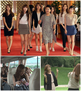  Earlier today,SNSD attended the 2011-2012 Visit Korea tahun event at the Lotte Hotel in Sogong-Dong,Se