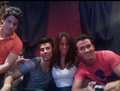 JB L ive chat aug 11th - the-jonas-brothers photo