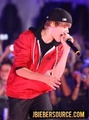 Justin performing at the MuchMusic Video Awards - justin-bieber photo