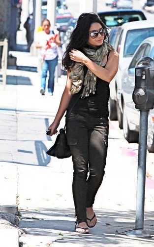  Vanessa out in West Hollywood