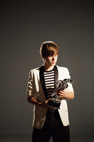  Justin Bieber at the 2010 VMA promo shoot.