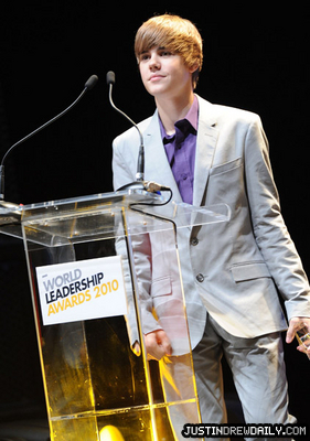  Justin at the World Leadership Awards