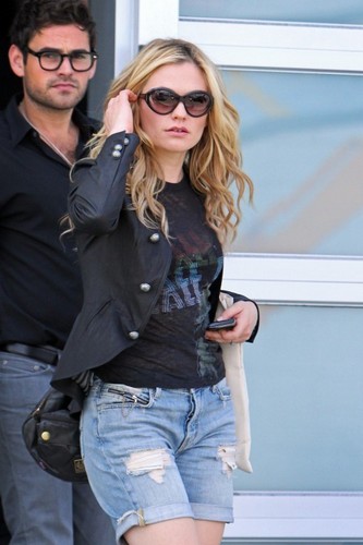  Anna Paquin spotted leaving a 写真 shoot