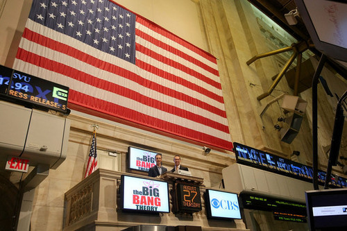  Jim Parsons Rings NYSE Opening klok, bell