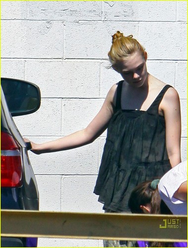 Elle Fanning in Studio City (August 19)