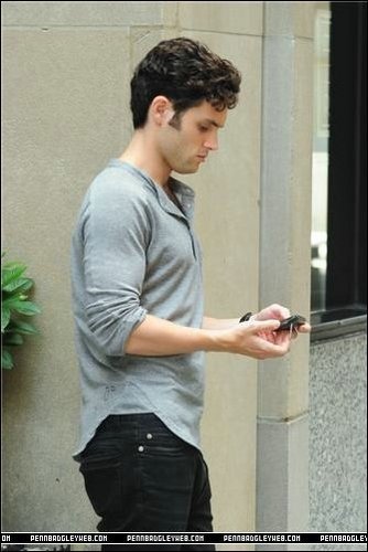  Penn out in New York - August 24, 2010