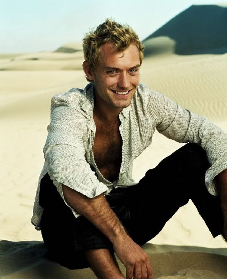 Jude Law - Gallery Photo