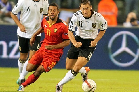 http://images4.fanpop.com/image/photos/15200000/Germany-vs-Belgium-german-national-soccer-team-15277181-483-322.jpg