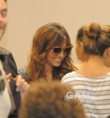  Cheryl Cole at LAX airport (September 5)