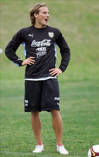 Diego Forlan & Uruguayer Nationalteam - Training