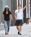 Jessica and Ed out walking - September 2 - gossip-girl photo